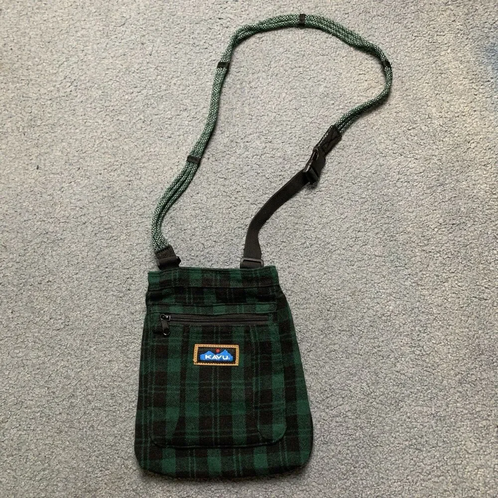 KAVU Keepalong Rope Crossbody Bag Green & Black Plaid Party Outdoor Preppy